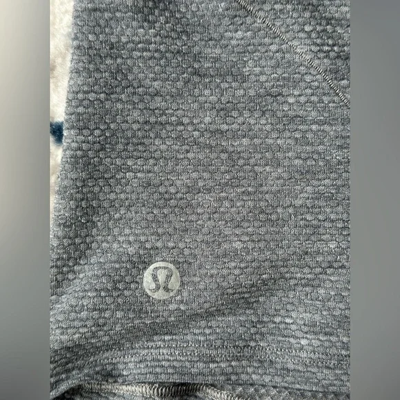 Lululemon Run and Train Racerback Tank - Picture 2 of 3